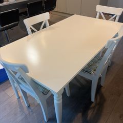 Kitchen Dining Table and 4 Chairs - Extendable Table