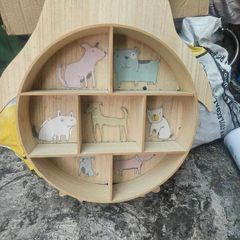 Childrens Shelf