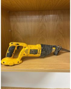 DeWalt 18V XR Recip Saw