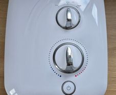 Mira Elite Se 9.8Kw Pumped Electric Shower