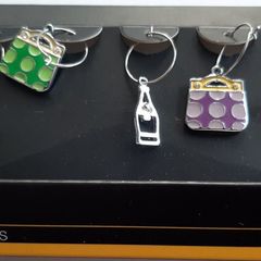 New in box marks & Spencer 5 drinks charms