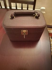 Retro Make Up Box With Key