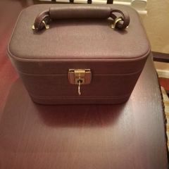 Retro vanity case with Key