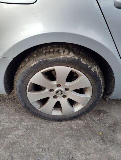Breaking Skoda superb 2015 1.6tdi cayc