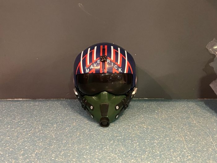 Top gun maverick pop corn helmet 40th anniversary vue exclusive limited edition