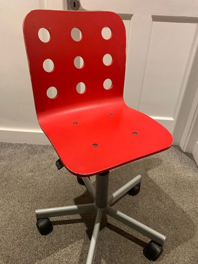 kids desk chair