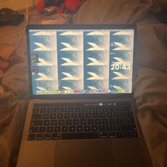 MacBook Pro butterfly keyboard 2019