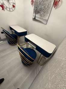 1x Luxury Nail Table Set With Velvet Chair Gold Frame
