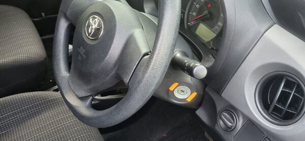 Toyota Vitz 2015