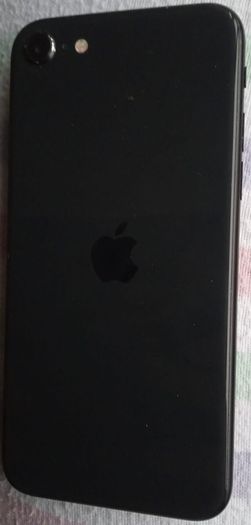iPhone SE 2nd Generation Black 128gb Unlocked - No Touch ID