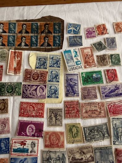World stamp collection from 1933 onwards including a first day cover from The Vatican 1963