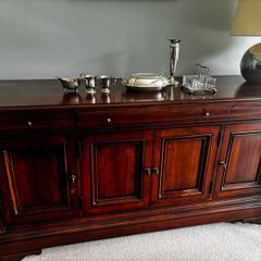 Sideboard