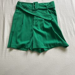 Stradivarius casual green shorts