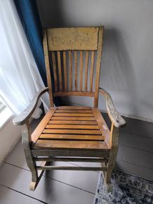 Rocking chair