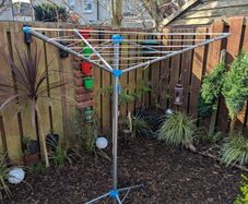 Rotary washing line