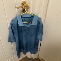 Under armour T-shirt size youths L