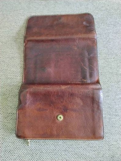 Vintage Malo Italian leather wallet with lots of pockets and compartments in very good condition with a lovely patina 20cm x 14cm when closed see all photos FREE STANDARD POSTAGE INCLUDED