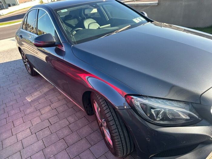 Mercedes Benz Avantgarde Sport  C-Class C350