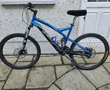 Specialized Stumpjumper mountain bike