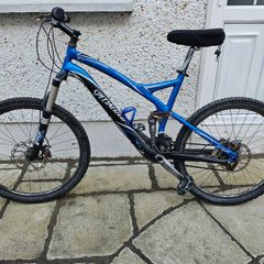 Specialized Stumpjumper professional mountain bike