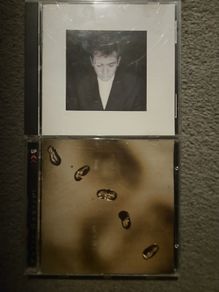 Peter Gabriel. 2 albums Collection: Shacking The Tree. Sixteen Golden Greatest / Up.