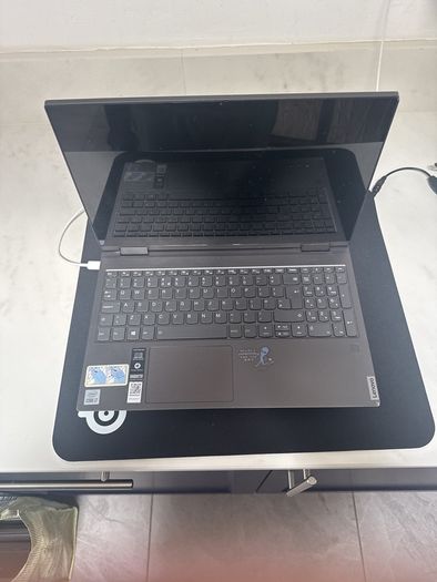 lenovo