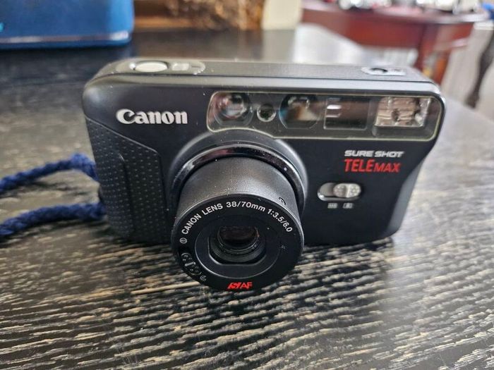 Canon Sure Shot Telemax   35mm film camera