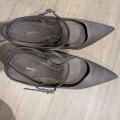37/4 sandal