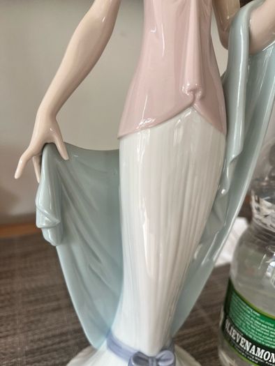 Lladro Figurine