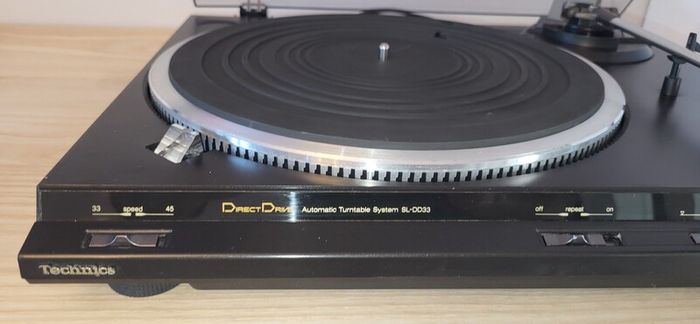 Technics SL DD33 Turntable.