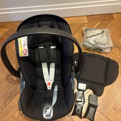 Cybex Cloud Z i-Size Newborn Infant Car Seat black excellent condition - sunshade raincover adapters