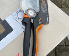 pruner