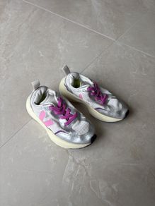 Kids trainers