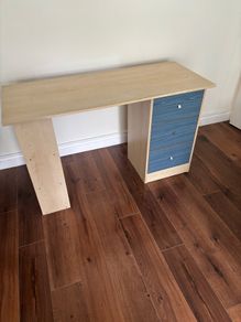 free desk