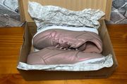 Reebok Classic Pearlized Rose Gold Ladies Trainers w/Box UK8.5 EUR42.5