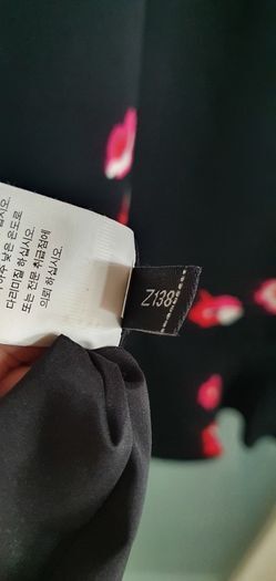 Kate Spade black falling floral ruffle detail dress with pink/red petals Sz 4 (Fit 10 UK) - Rrp 398 Dollars