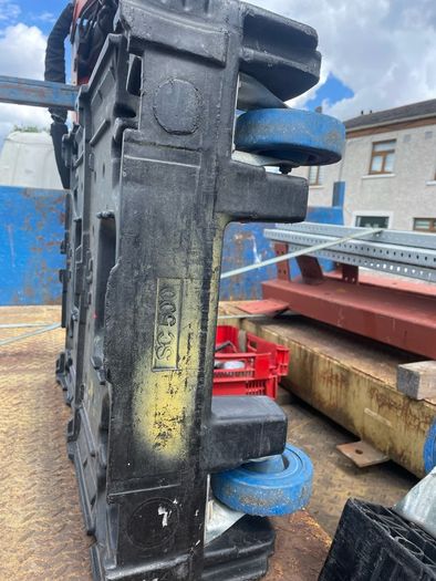 Heavy duty dolly