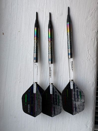 Winmau Blade 6 Darts Setup Complete Bundle
