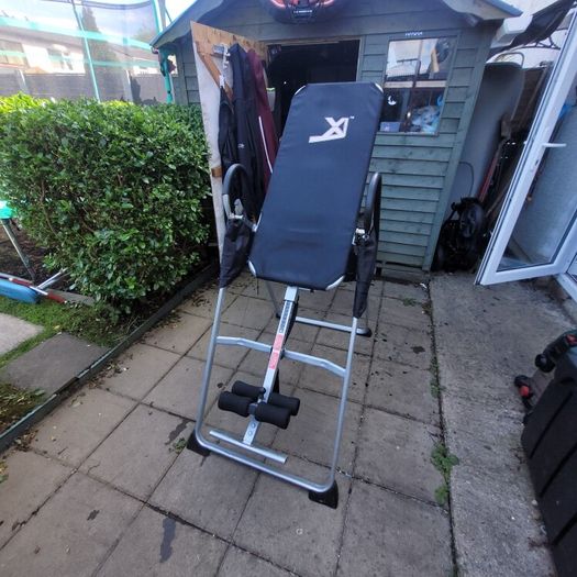 Gym Bench, inversion table