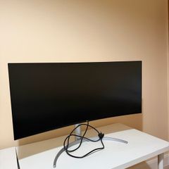 LG 40inch 5K2K UltraWide Monitor