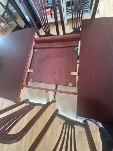 Rossmore solid Mahogany Dinning Table &  6 Chairs