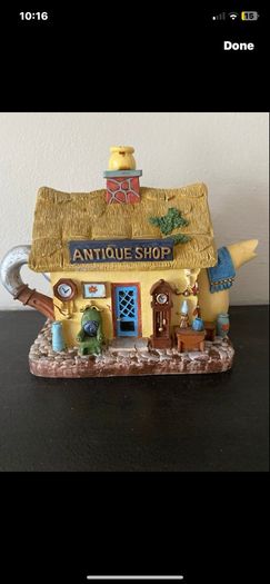 Tony Mc Donald Antique shop box in the shape of a teapot