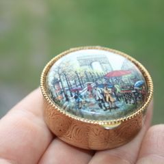 Antique Pill Box 1,4" diameter