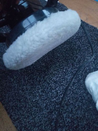 Electric car polisher