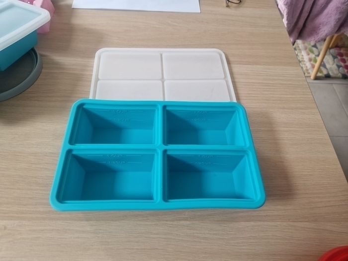 Silicone food storage x2