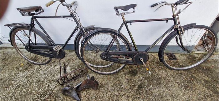 Old Raleigh bikes.