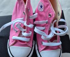 Kids Converse All Stars Pink