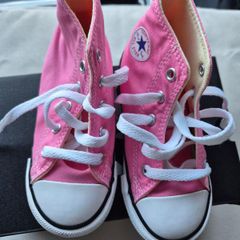 Kids Converse All Stars Pink