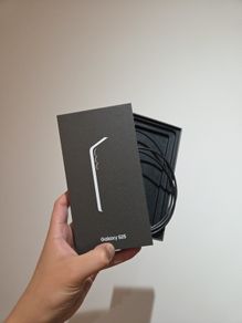 Samsung Galaxy S25 256GB - Unlocked - Mint Condition (European Model)