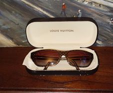Louis Vuitton womens sunglasses